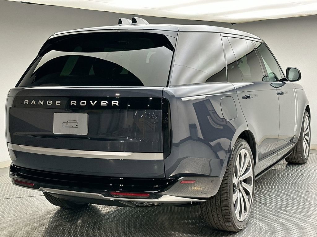 New 2026 Land Rover Range Rover Long Wheelbase Autobiography image 11