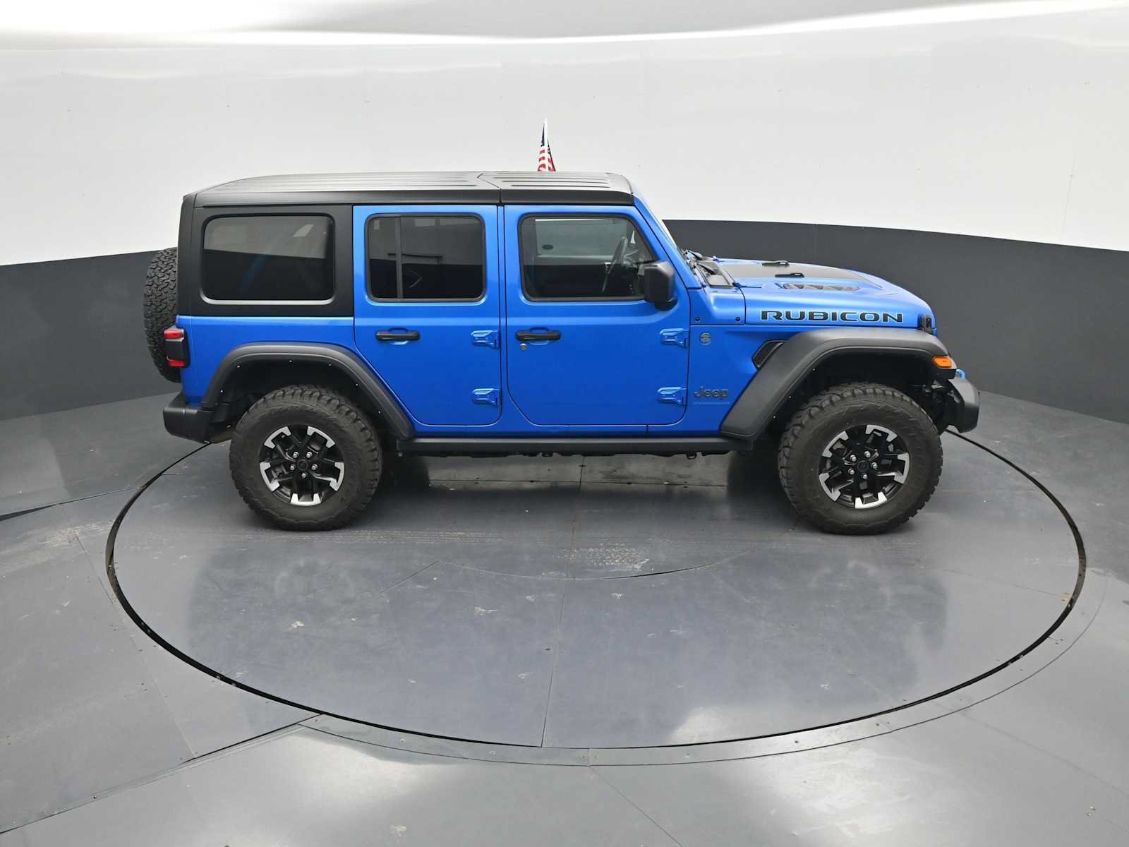 Used 2024 Jeep Wrangler Unlimited Rubicon 4xe AWD/4WD image 38