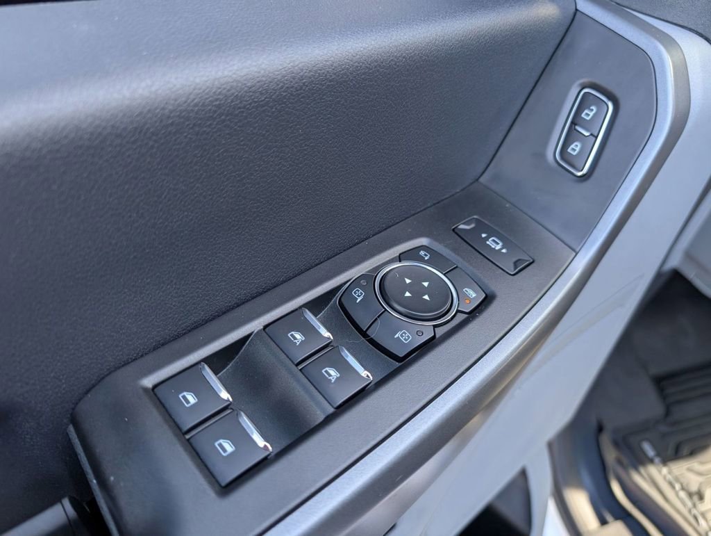 Used 2025 Ford F450 XLT w/ FX4 Off-Road Package image 23