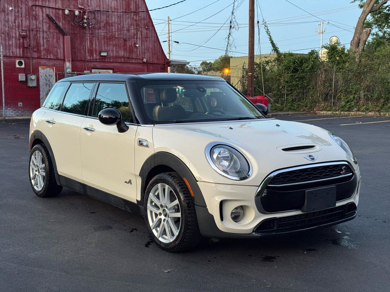 Used 2017 MINI Cooper Clubman S AWD/4WD image 2