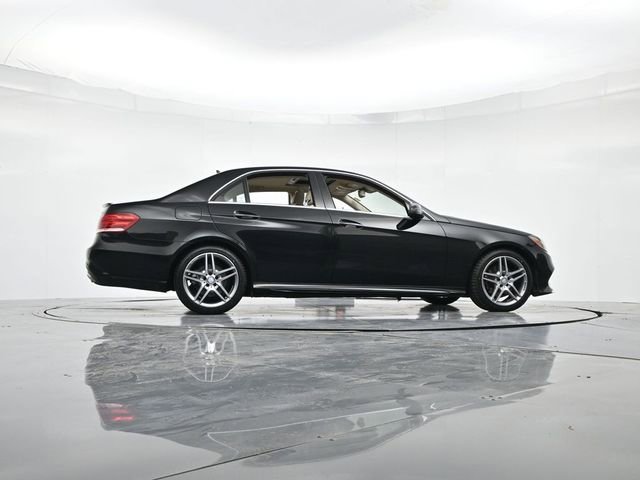 Used 2014 Mercedes-Benz E 350 4MATIC Sedan image 30