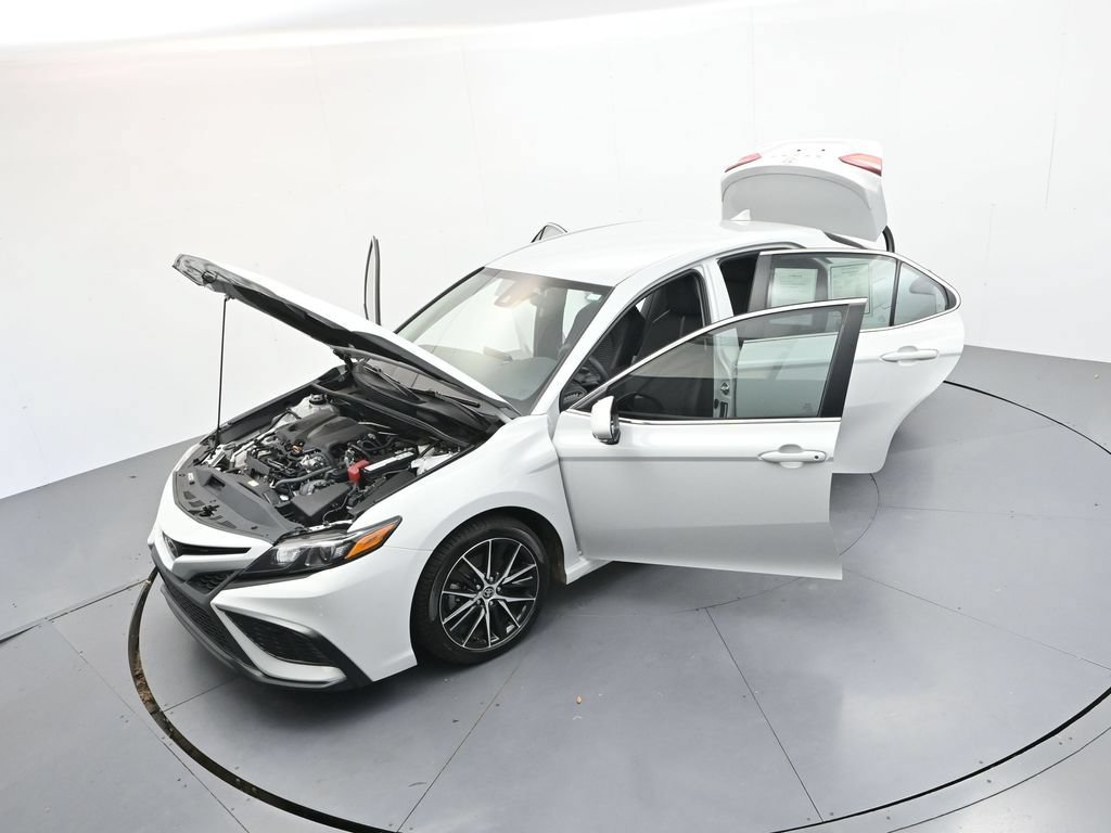 Used 2023 Toyota Camry SE FWD image 42