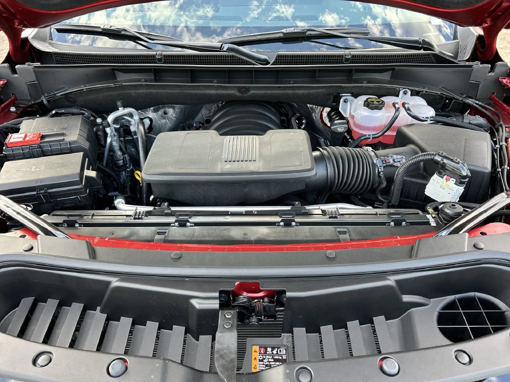 New 2027 GMC Yukon Elevation RWD image 30