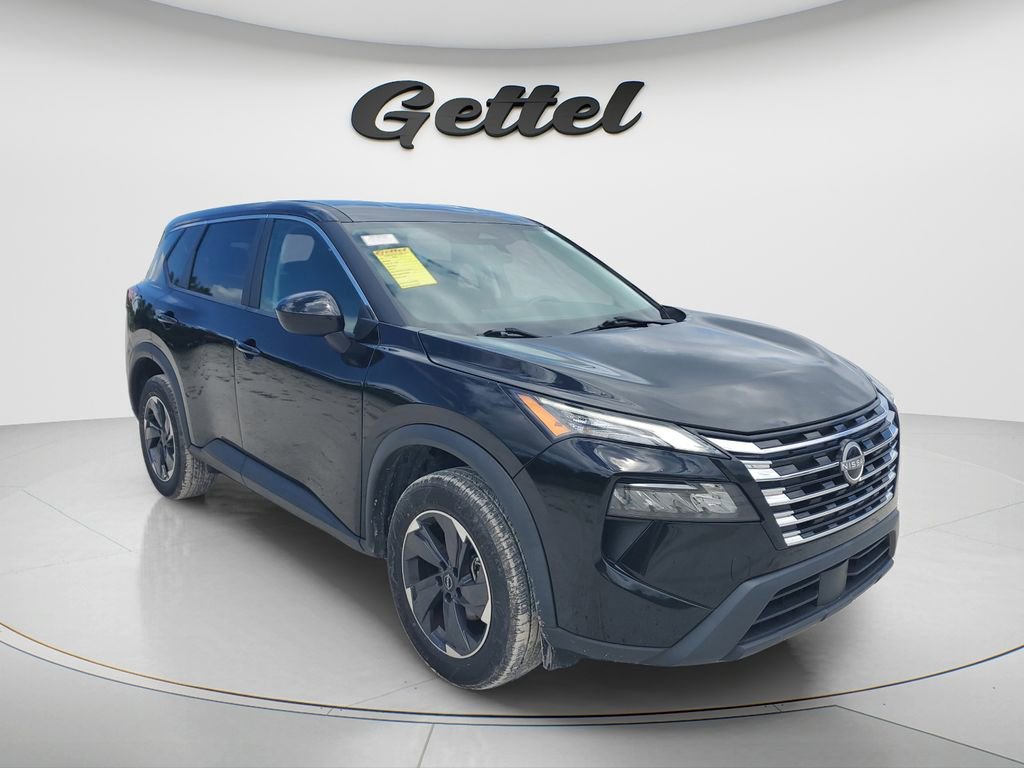 Used 2024 Nissan Rogue SV image 5