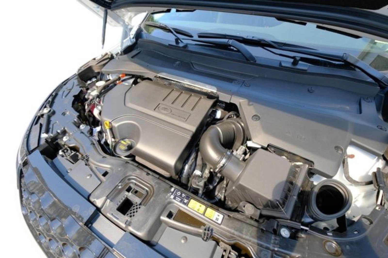 Certified 2024 Land Rover Discovery Sport S image 9