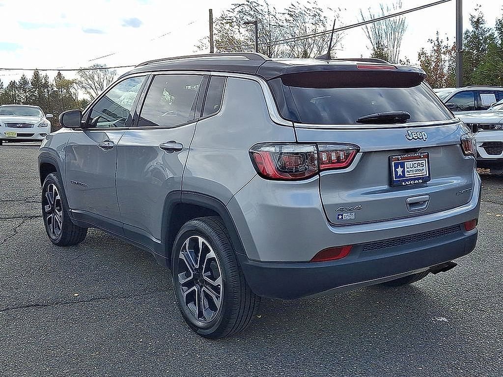 Certified 2022 Jeep Compass Limited w/ Sun and Sound Group AWD/4WD image 10