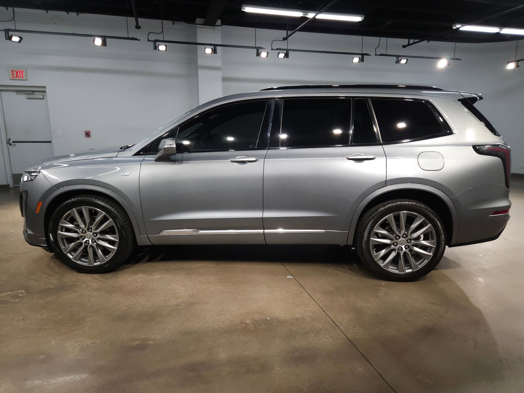 Used 2020 Cadillac XT6 Sport w/ Platinum Package image 4