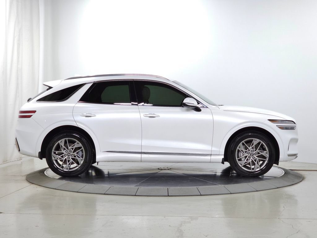 Used 2023 Genesis GV70 2.5T w/ Select Package AWD/4WD image 13