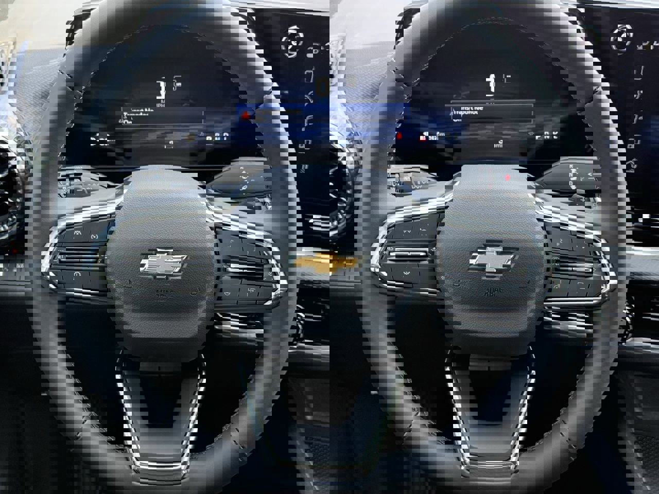 New 2026 Chevrolet Equinox LT w/ Safety and Technology Package FWD image 9