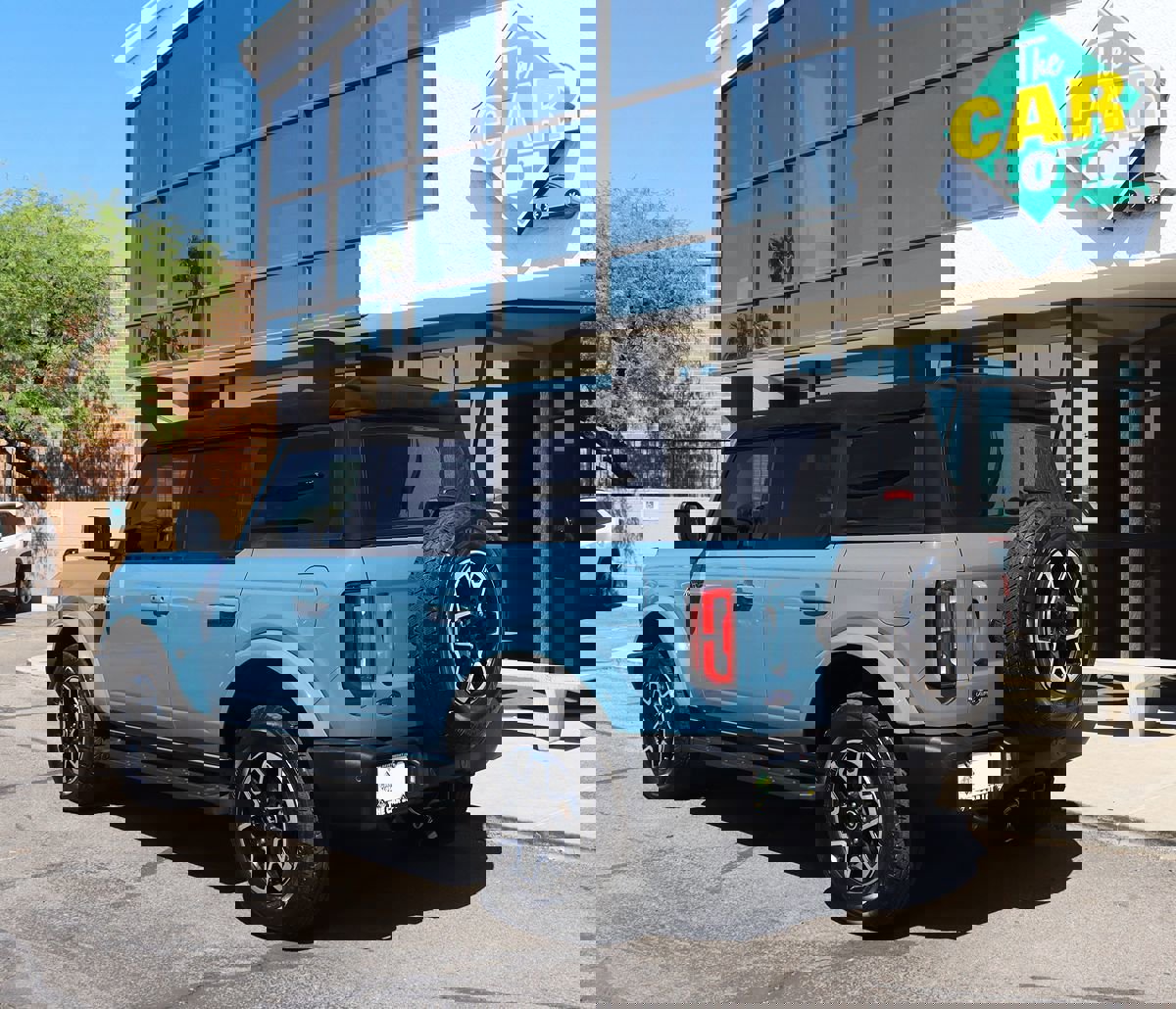 Used 2022 Ford Bronco Outer Banks image 10