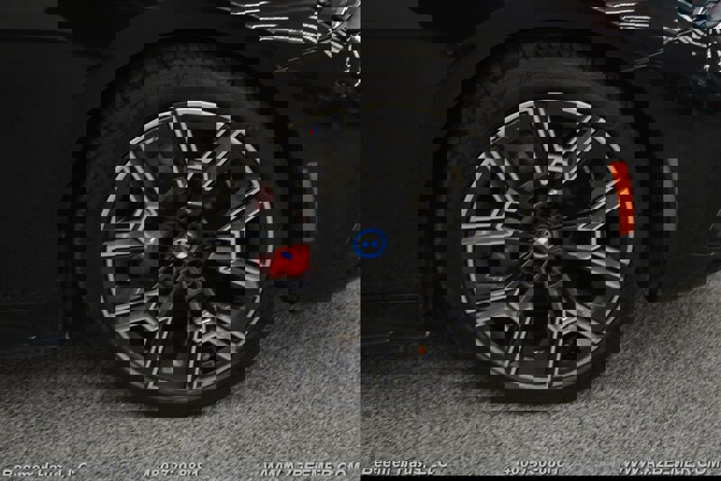 Used 2025 BMW i5 eDrive40i w/ M Sport Package image 45