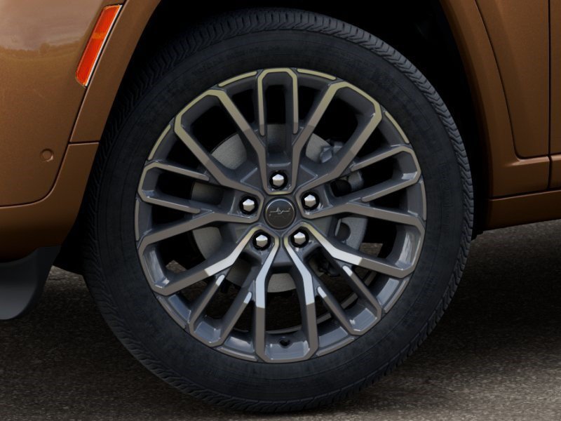 New 2027 Jeep Grand Cherokee Summit AWD/4WD image 9