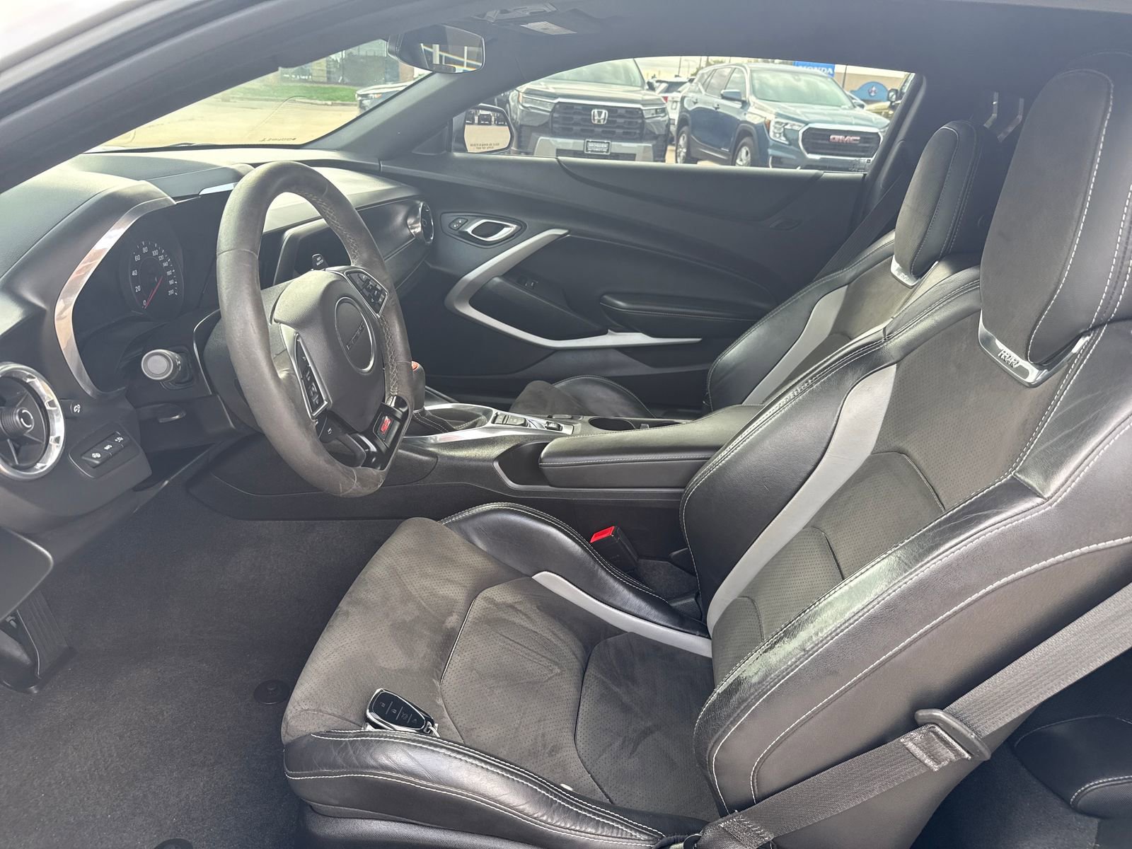 Used 2018 Chevrolet Camaro SS RWD image 22