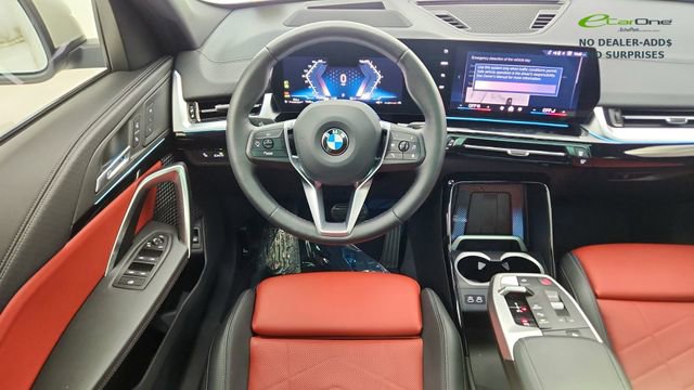 Used 2025 BMW X2 xDrive28i AWD/4WD image 38