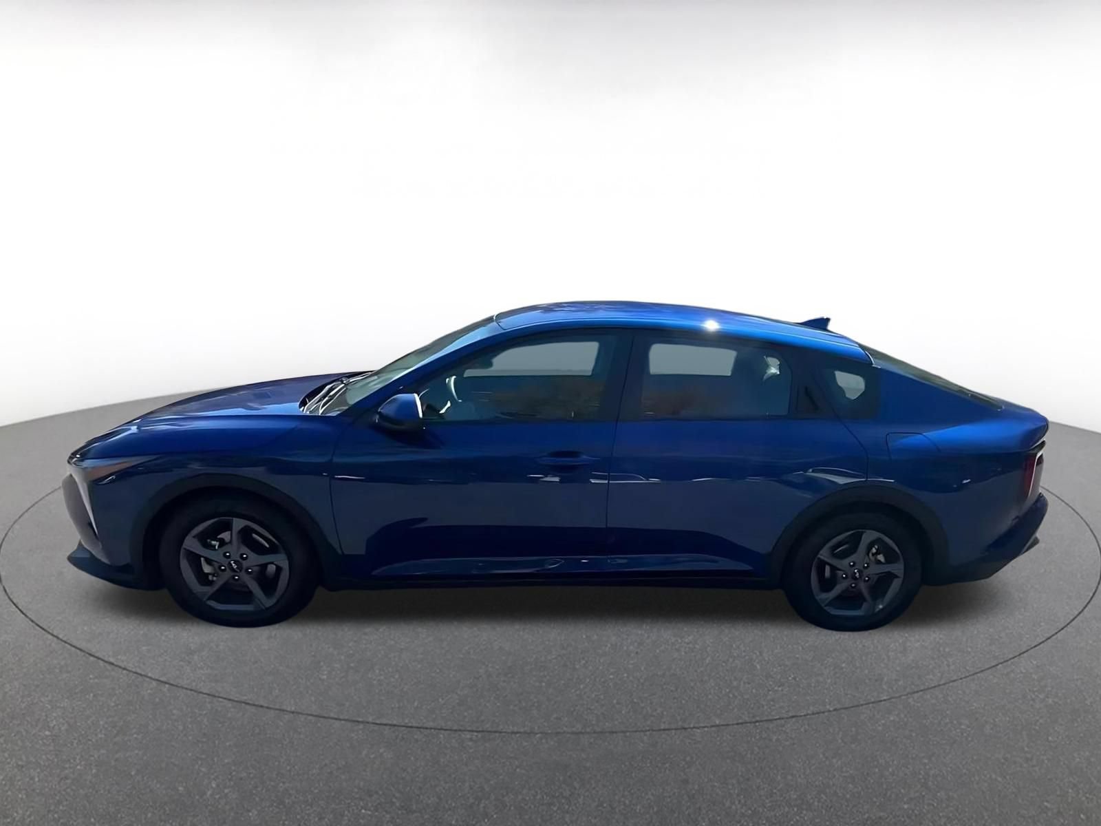 Used 2025 Kia K4 FWD image 8