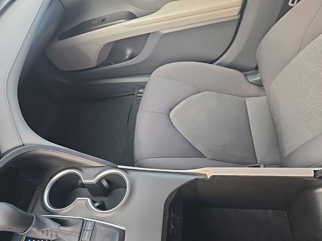 Used 2023 Toyota Camry LE image 24