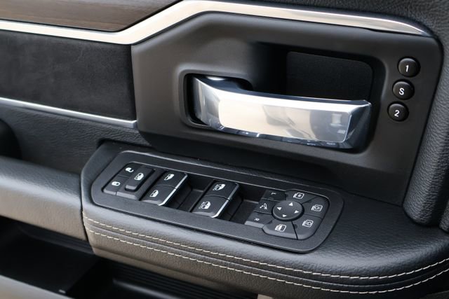 Used 2025 RAM 3500 Laramie w/ Sport Appearance Package image 19