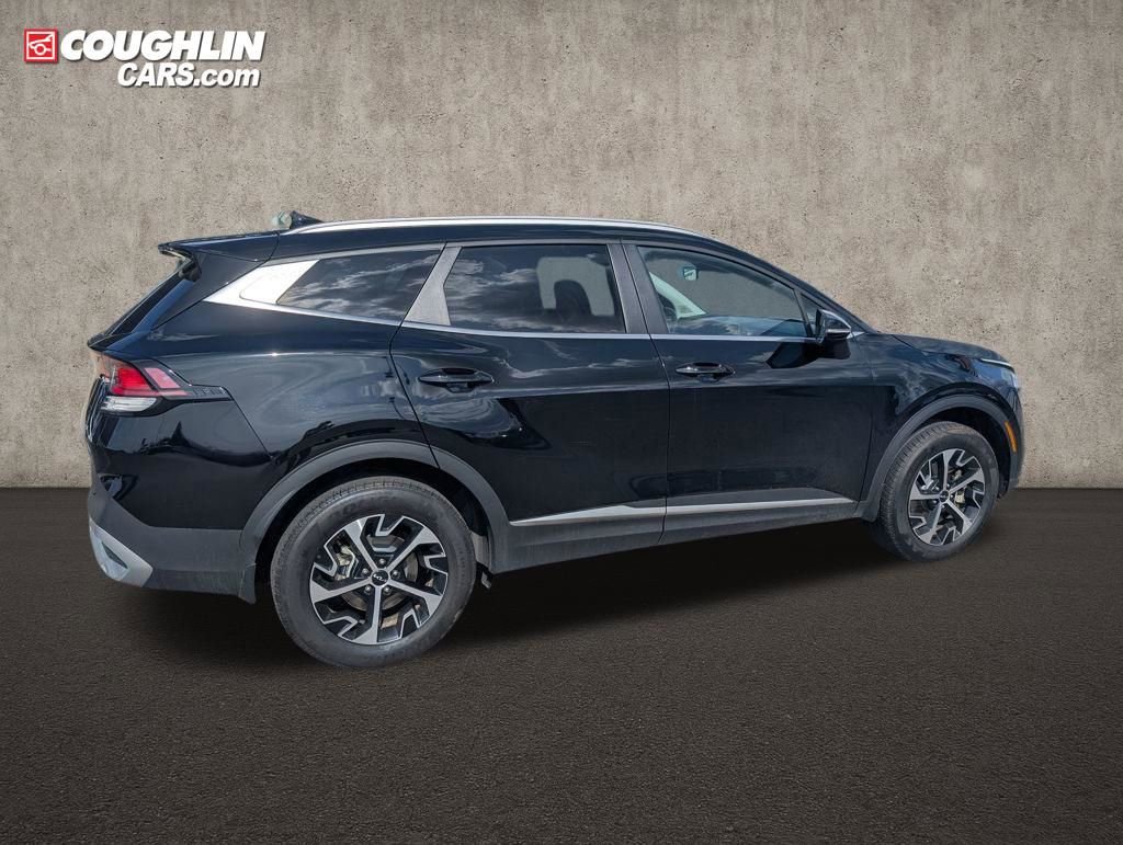 Used 2023 Kia Sportage EX AWD/4WD image 8