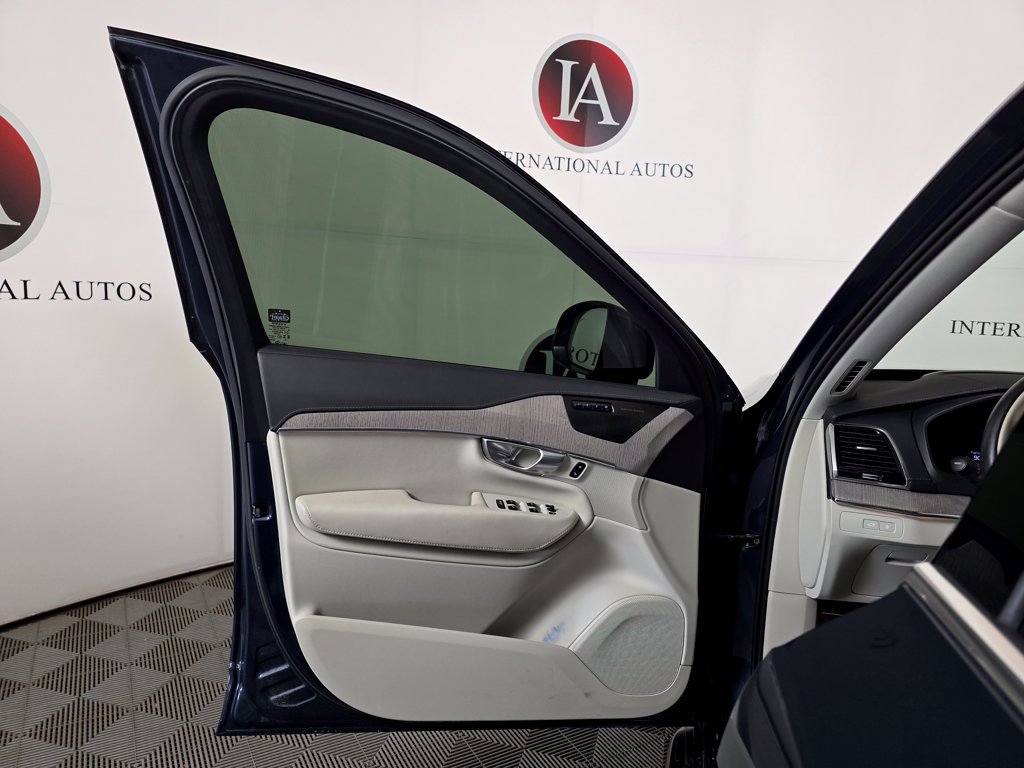 Used 2024 Volvo XC90 T8 Ultimate w/ Protection Package Premier AWD/4WD image 14