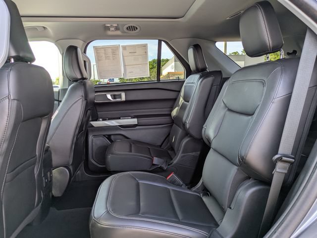 Used 2023 Ford Explorer XLT w/ Equipment Group 202A AWD/4WD image 14