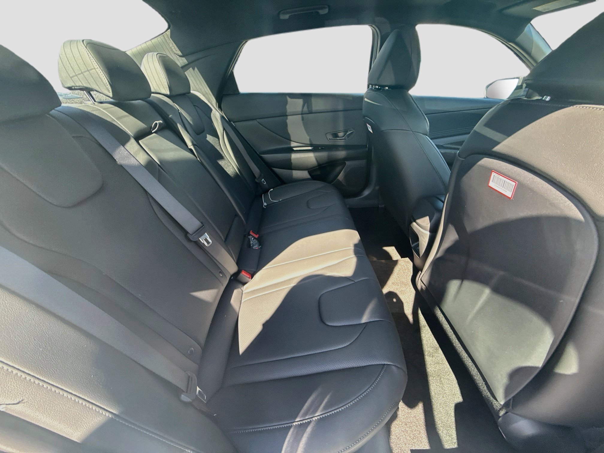 New 2026 Hyundai Elantra SEL Sport FWD image 19
