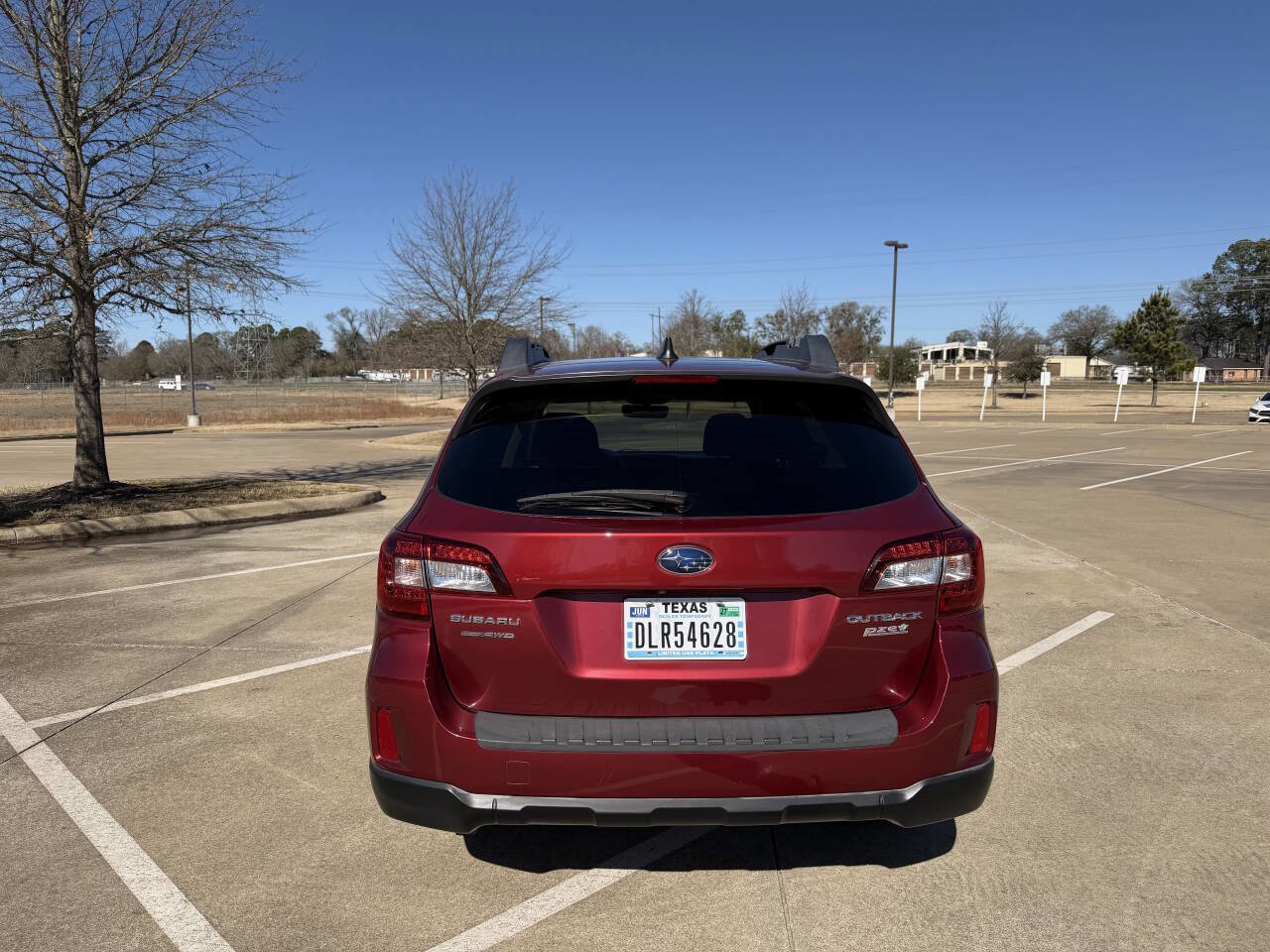 Used 2017 Subaru Outback 2.5i Premium AWD/4WD image 6
