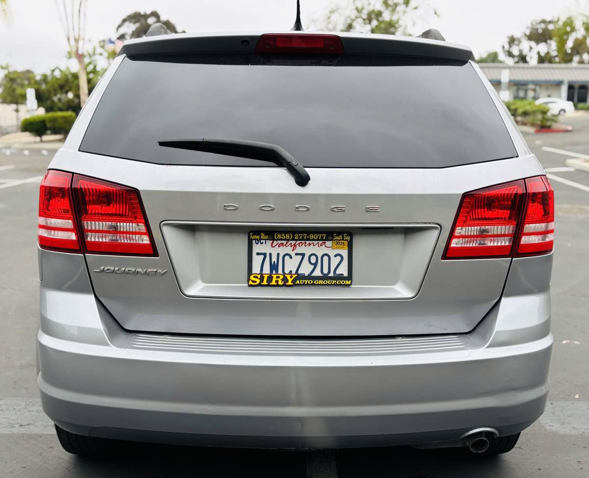 Used 2016 Dodge Journey SE w/ Flexible Seating Group FWD image 7