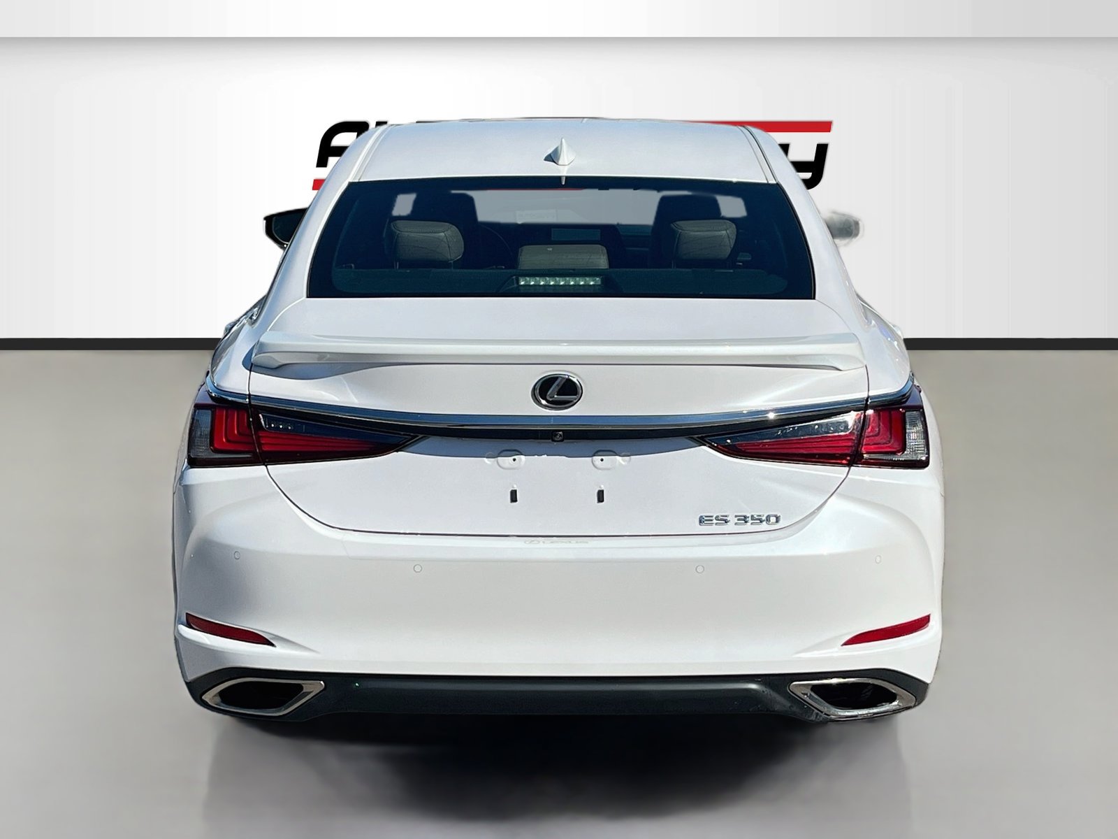 Used 2025 Lexus ES 350 w/ Premium Package FWD image 6