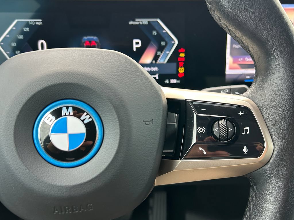 Used 2024 BMW iX xDrive50 w/ Sport Package AWD/4WD image 20