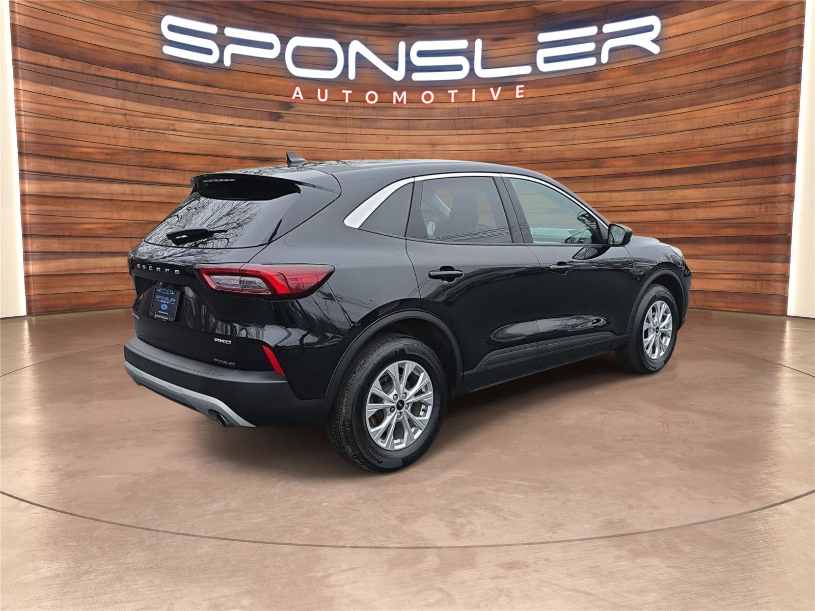 Used 2023 Ford Escape Active image 7