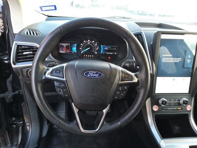 Used 2024 Ford Edge SEL AWD/4WD image 15