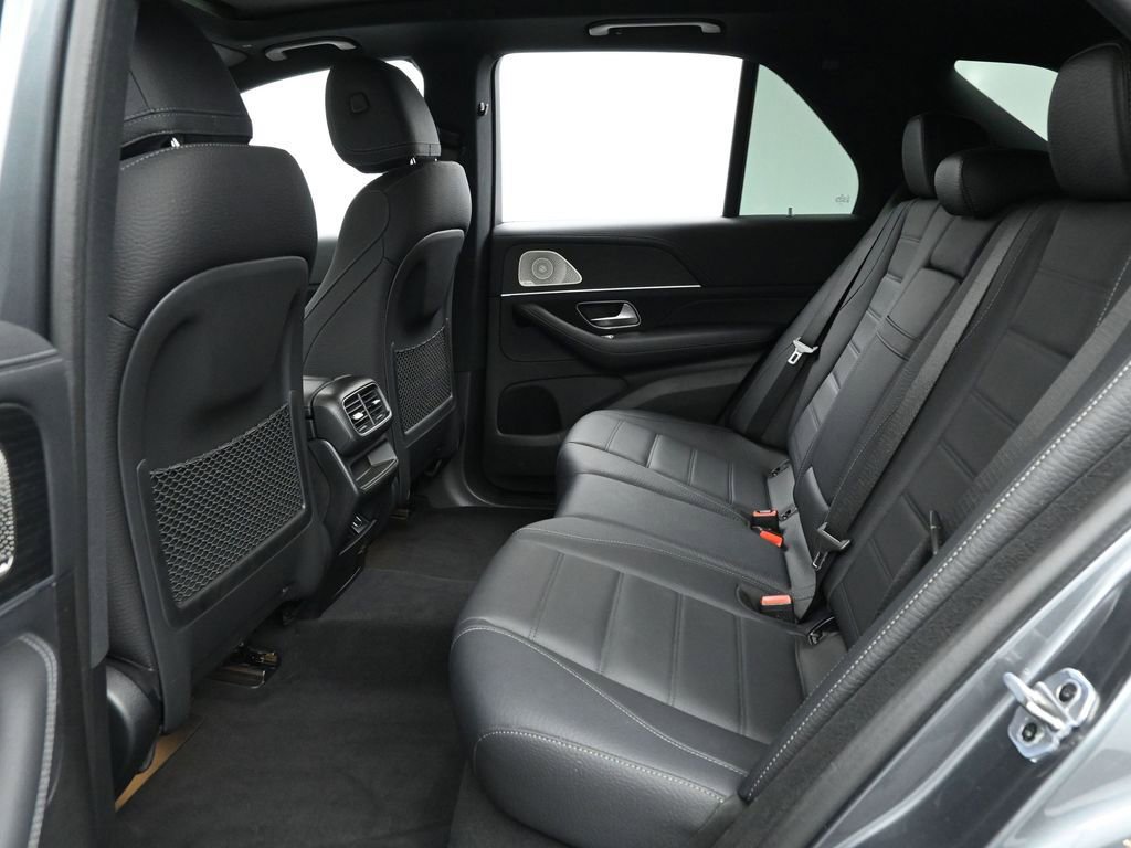Used 2023 Mercedes-Benz GLE 450 4MATIC w/ AMG Line Exterior image 15