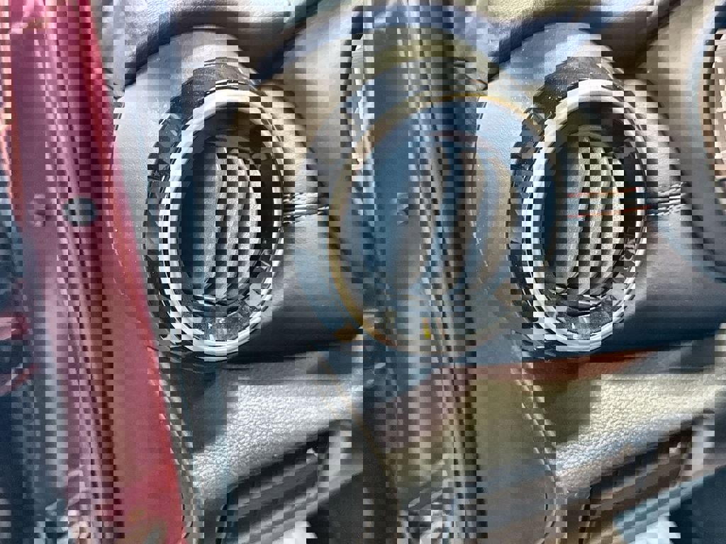 Used 2023 Nissan Kicks SR w/ SR Premium Package image 15