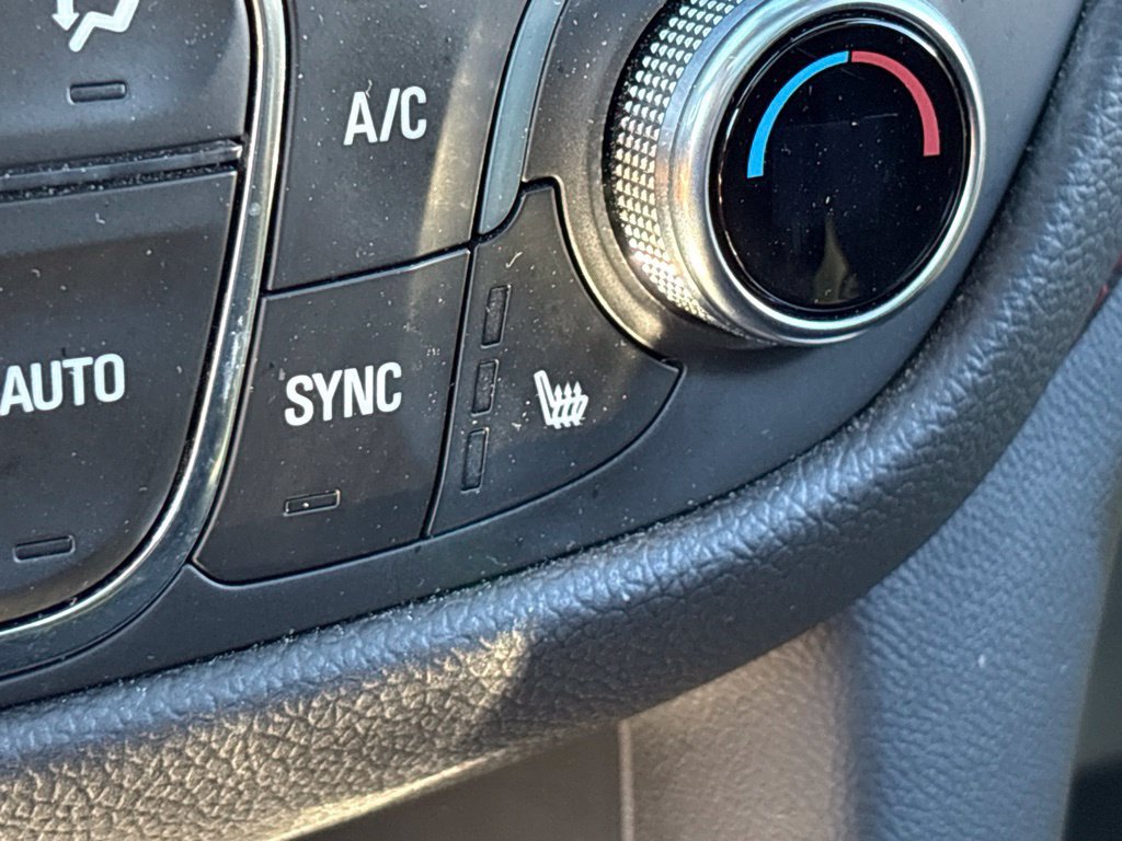 Certified 2023 Chevrolet Equinox RS AWD/4WD image 19