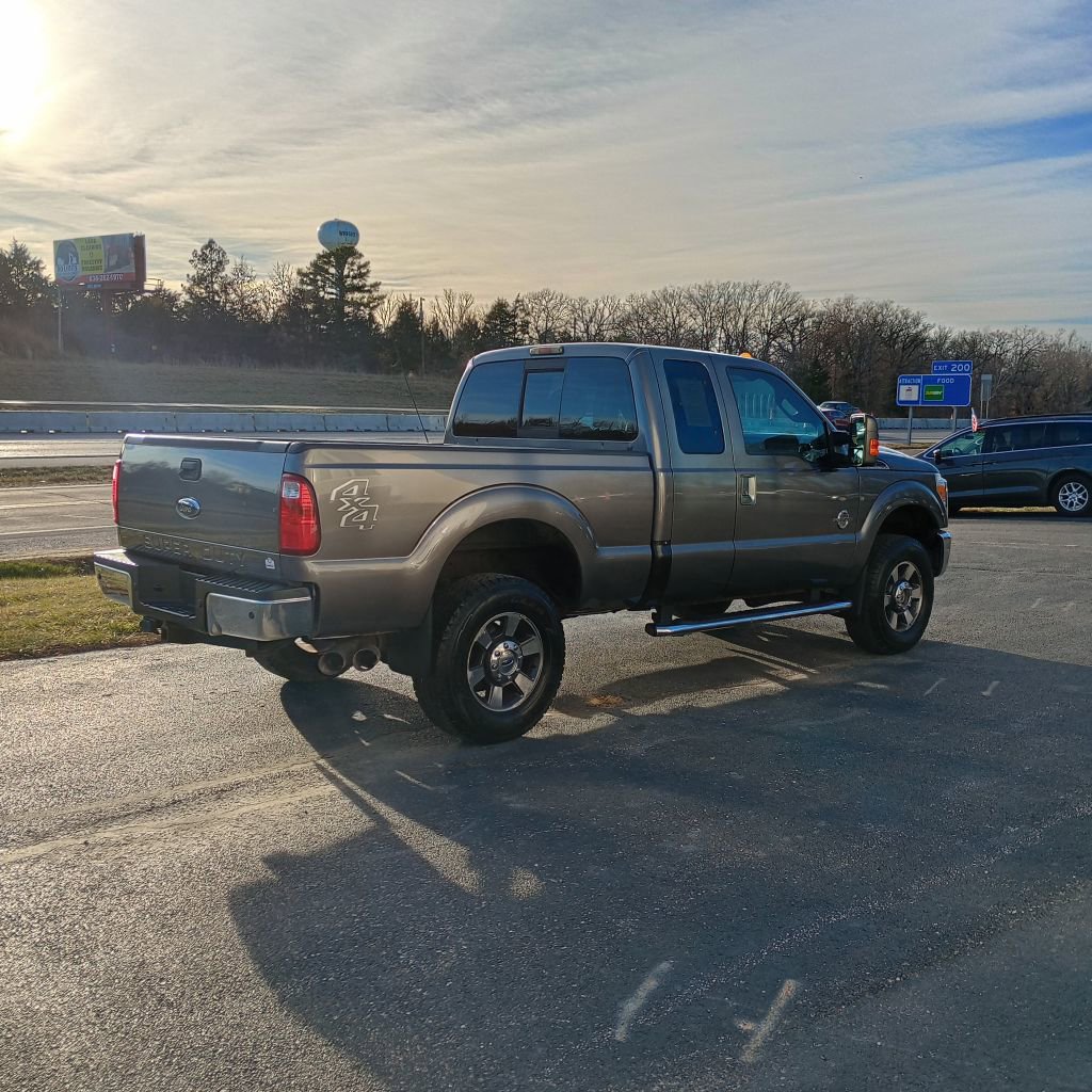 Used 2011 Ford F350 Lariat w/ Lariat Interior Pkg image 5