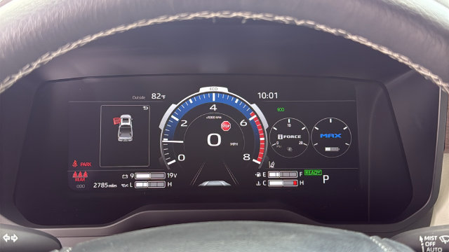 Used 2024 Toyota Tundra Capstone AWD/4WD image 23
