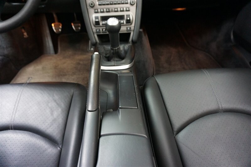 Used 2007 Porsche 911 Carrera 4S AWD/4WD image 15