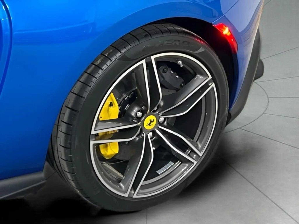 Used 2024 Ferrari Roma Spider image 53