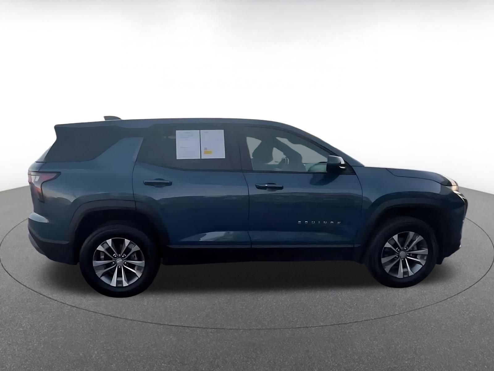 Used 2025 Chevrolet Equinox LT image 15