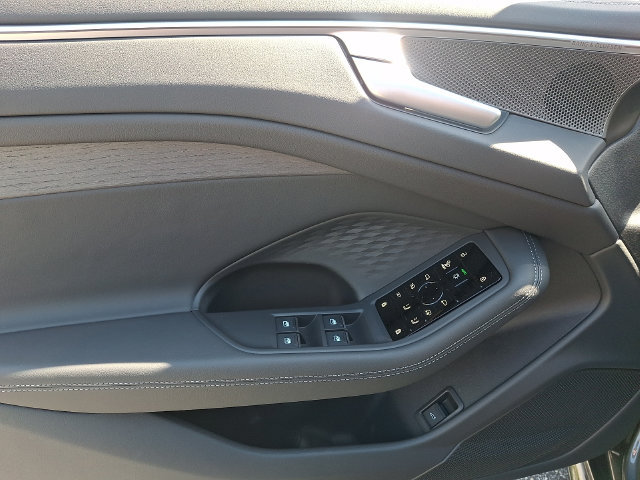 New 2026 Audi A6 Premium Plus AWD/4WD image 8