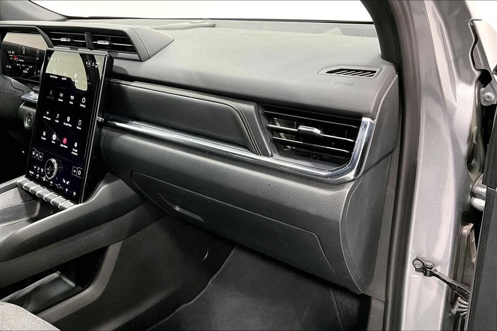 Used 2025 GMC Terrain Elevation FWD image 19