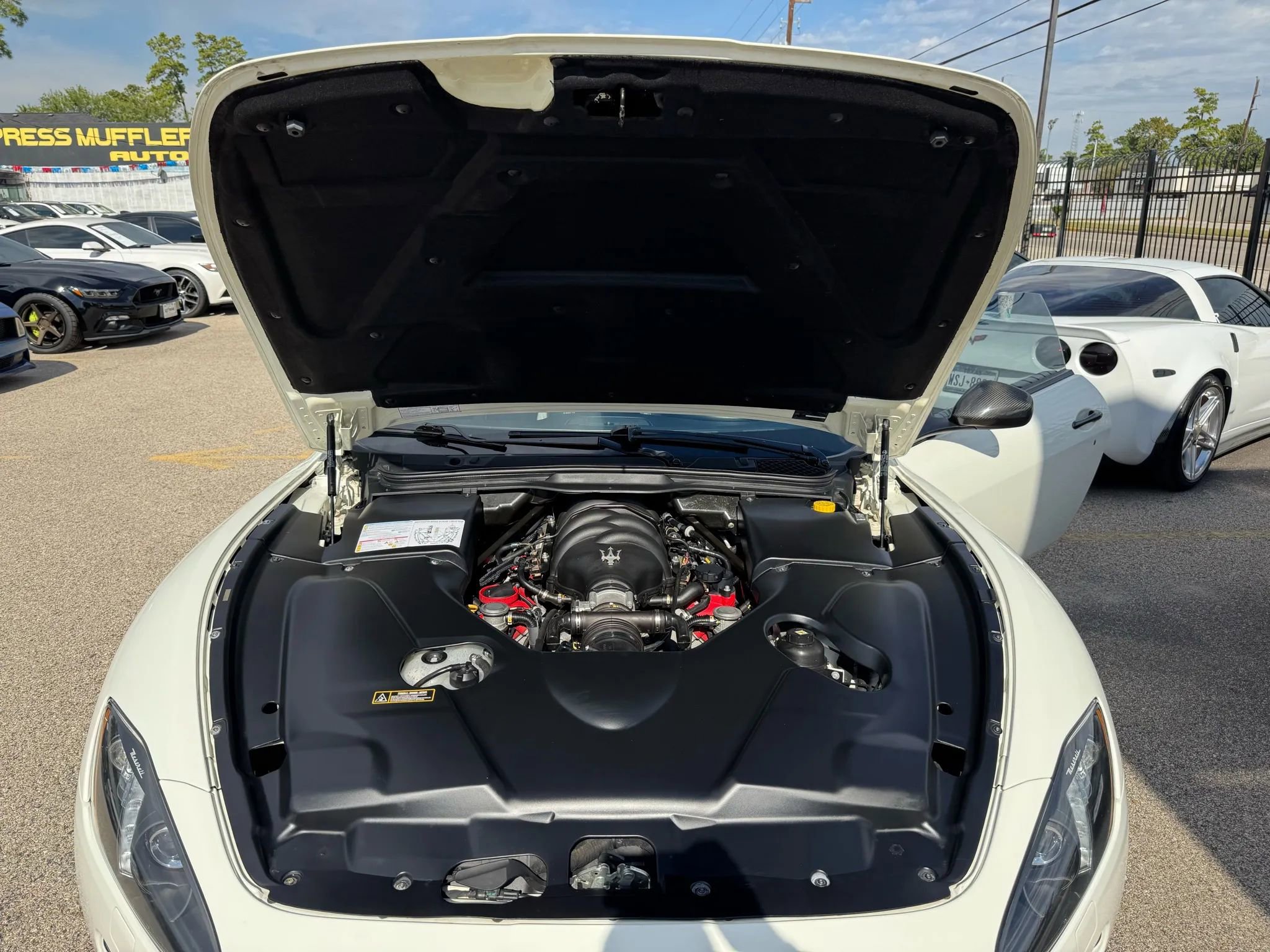 Used 2013 Maserati GranTurismo Convertible image 40