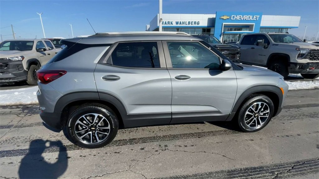 New 2026 Chevrolet TrailBlazer LT w/ Convenience Package image 2