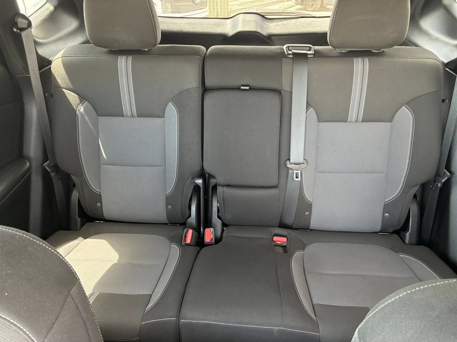 Used 2025 Chevrolet Blazer LT FWD image 39