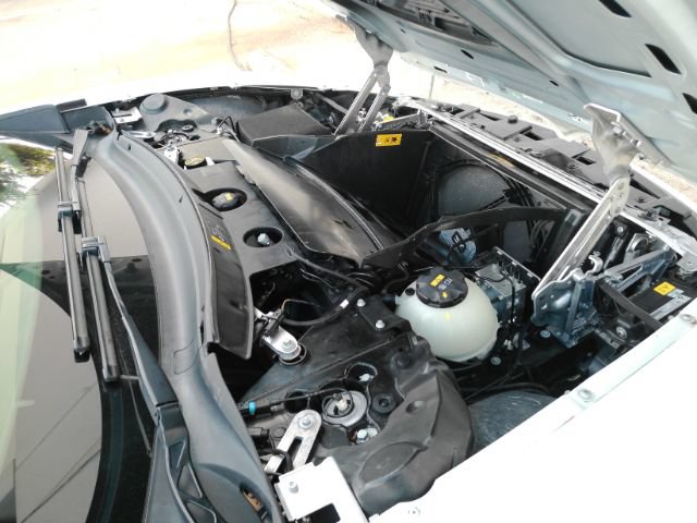 Used 2019 BMW i8 Roadster AWD/4WD image 50