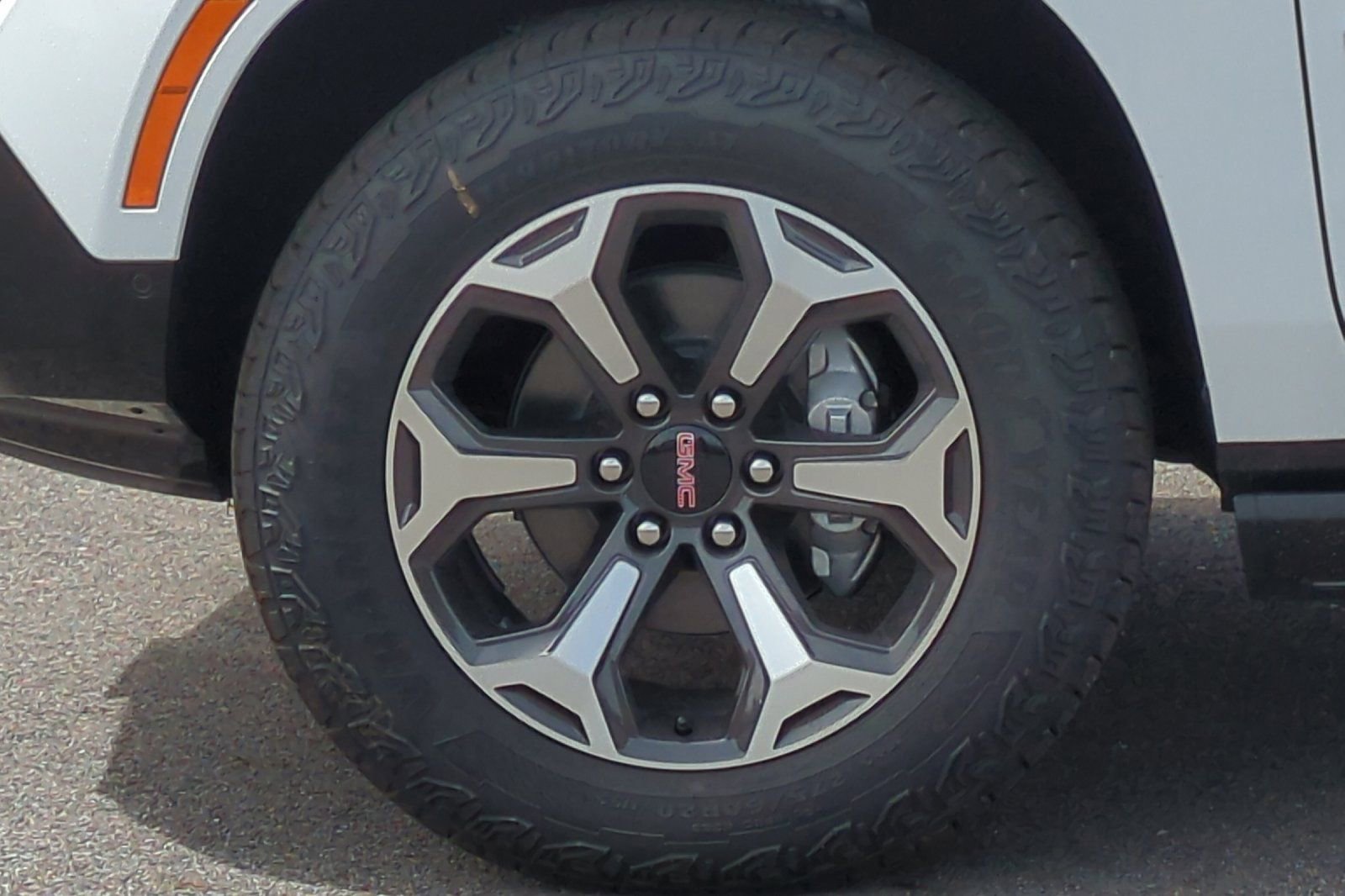 New 2026 GMC Yukon XL AT4 Ultimate w/ LPO, Floor Liner Package AWD/4WD image 34