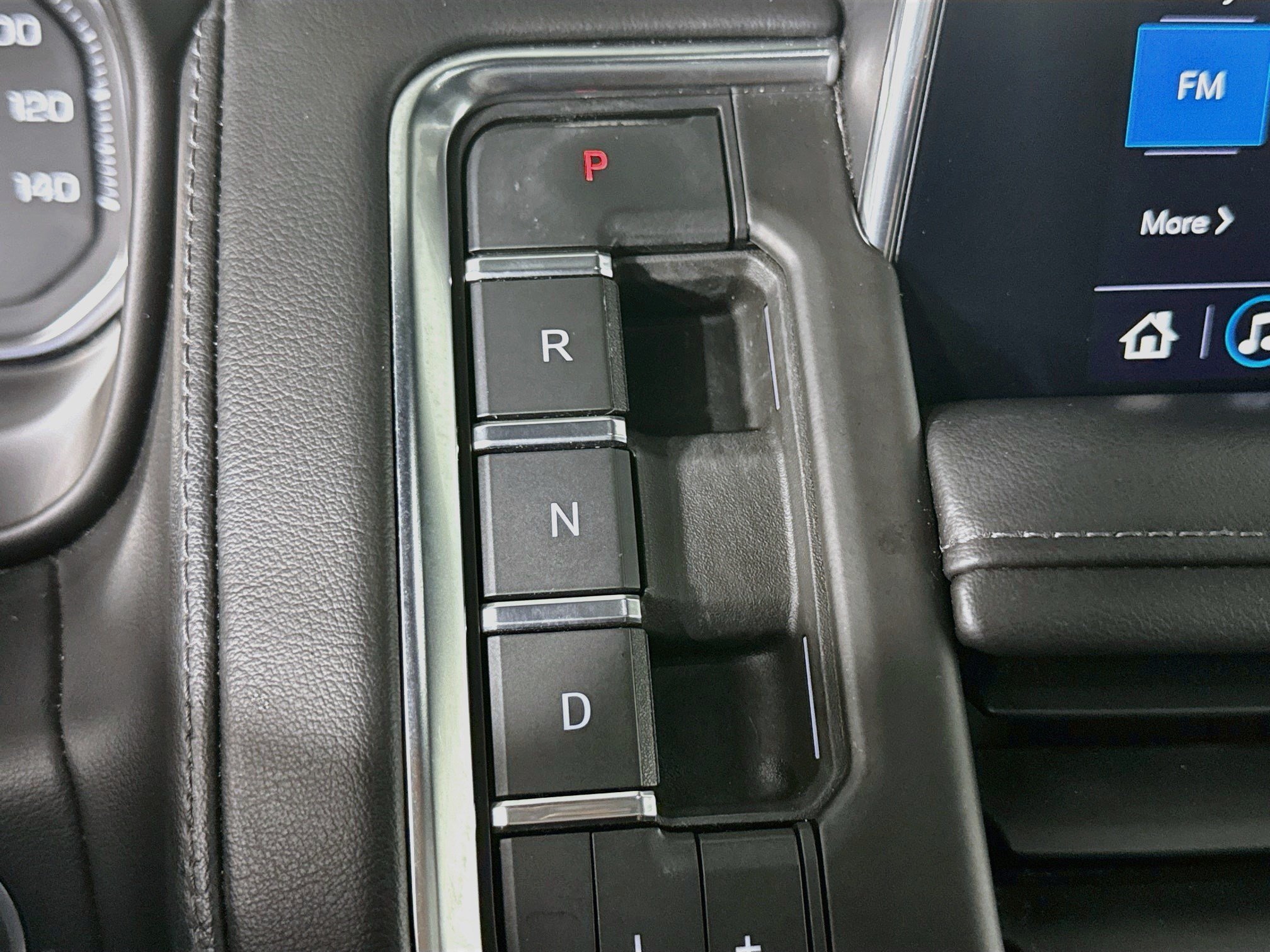 Used 2021 GMC Yukon SLE RWD image 20