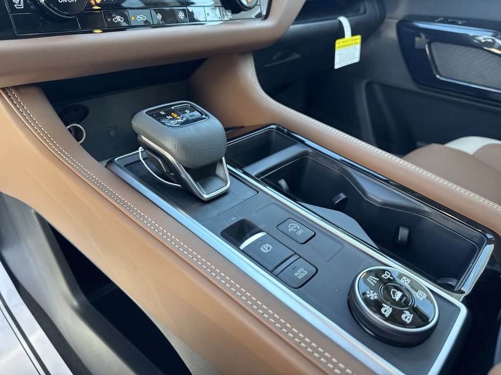 New 2026 Nissan Pathfinder Platinum image 20