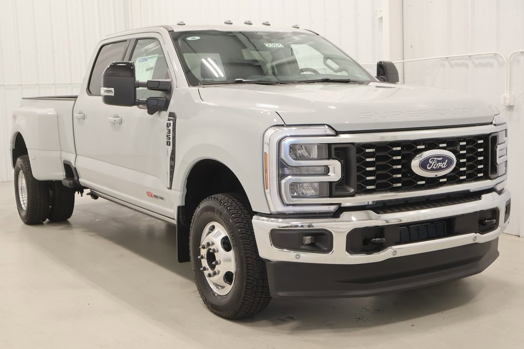 New 2025 Ford F350 Lariat w/ Lariat Ultimate Package image 2