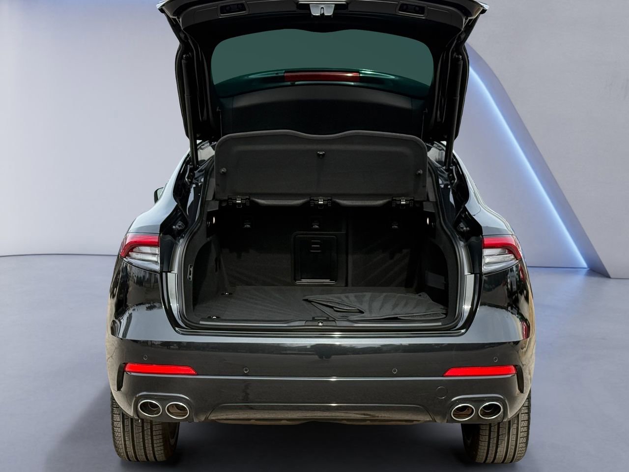 Certified 2023 Maserati Levante GT AWD/4WD image 32